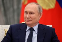 Putin míří na první velkou zahraniční cestu od začátku války. V Íránu bude jednat i o obilí