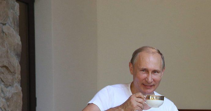 Putin slaví narozeniny