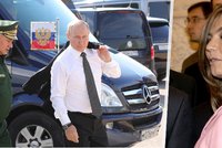 Došlo k útoku na Putinovu limuzínu?! A podivné informace o potratu prezidentovy milenky Kabajevové