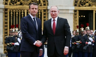 Válka na Ukrajině ONLINE: Putin a Macron jednali o situaci kolem Záporožské jaderné elektrárny