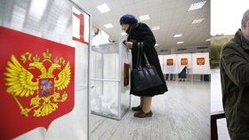 Parlamentní volby v Rusku: prezident Vladimir Putin a šéf Jednotného Ruska Dmitrij Medveděv