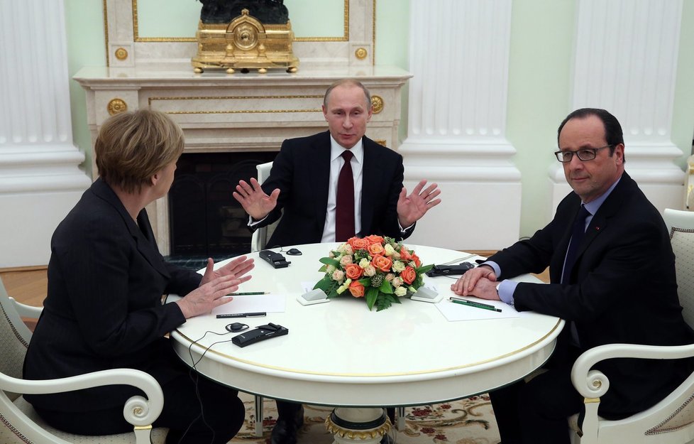 Merkelová a Hollande na jednání s Putinem