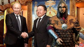 Mongolský kolega připomněl Putinovi věhlasnou historii.