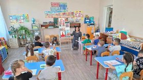 Školky přály Putinovi k narozeninám (7. 10. 2026).