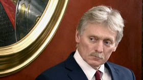 Mluvčí Kremlu Dmitrij Peskov na tiskové konferenci v Moskvě