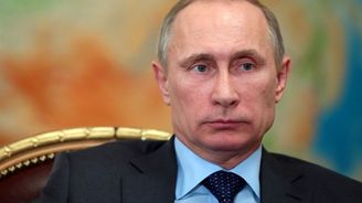 Putin vyhlásil poplach jednotkám ve středním a západním Rusku
