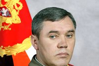 Šéf ruské armády Gerasimov je na Ukrajině. Kdo je to? Generál Šedivý o něm má pochybnosti