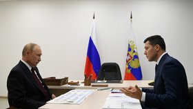 Prezident Putin s kaliningradským gubernátorem Antonem Alichanovem.