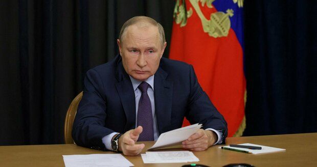 Atentát na Putina v Kremlu? Spíš ruské divadlo pro domácí publikum, mají jasno experti