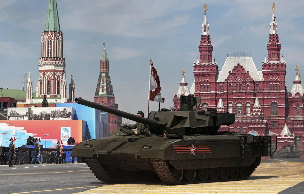 Vojenská přehlídka v Moskvě při příležitosti 70 let od konce druhé světové války