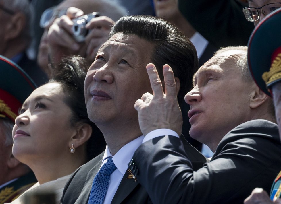Ruský prezident Vladimir Putin a jeho čínský protějšek Si Ťin-Pching