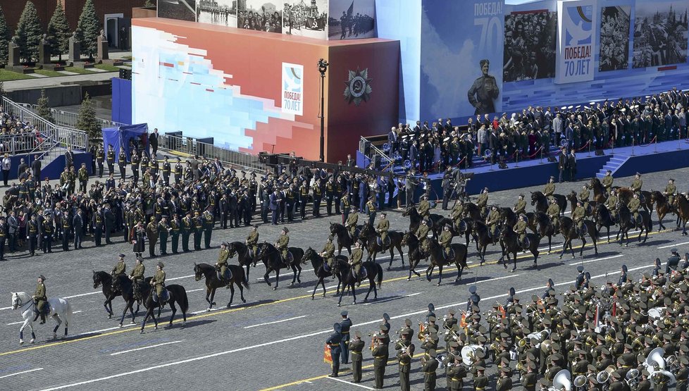 Vojenská přehlídka v Moskvě při příležitosti 70 let od konce druhé světové