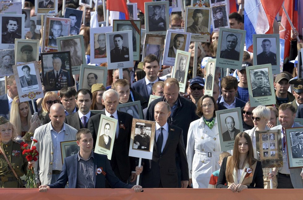 Vojenská přehlídka v Moskvě při příležitosti 70 let od konce druhé světové války