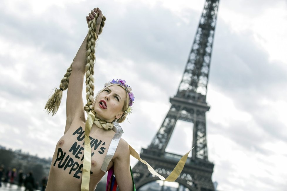 Tymošenková je podle polonahých členek hnutí Femen jen Putinovou loutkou