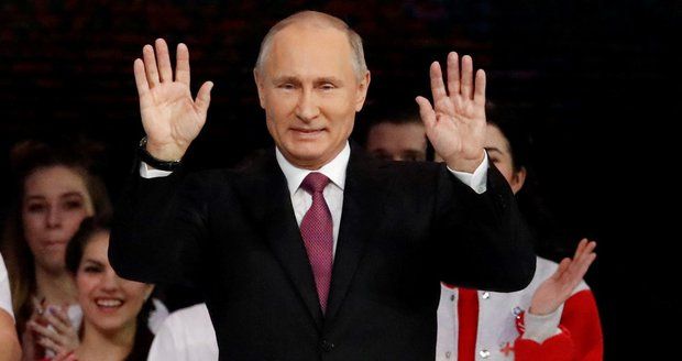 Putin jde do voleb. Ruský prezident chce být šéfem Kremlu nejméně do roku 2024