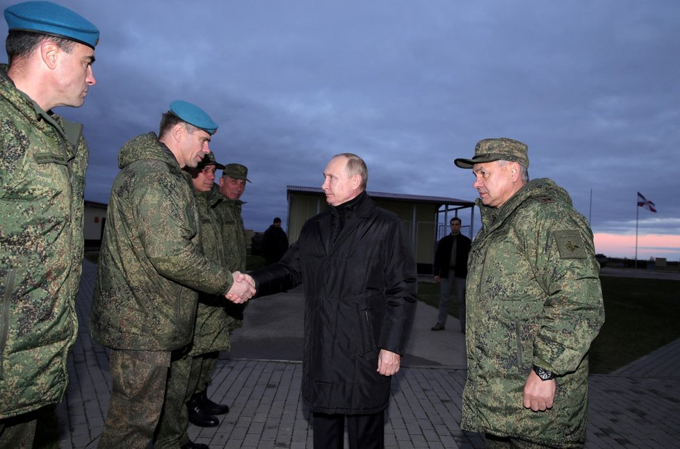 Putin a Šojgu na výcviku rezervistů (20. 10. 2022).