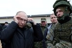 Putin na výcviku rezervistů v Rjazani.