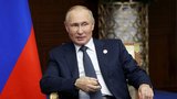 Expert na dezinformace: Putinova hybridní válka? Některé věci jako by okopíroval od Hitlera