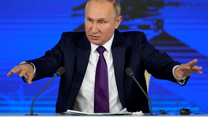 Ruský prezident Vladimir Putin na své výroční tiskové konferenci (23. 12. 2021)