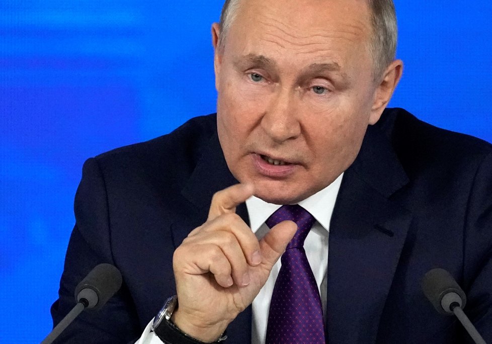 Ruský prezident Vladimir Putin na své výroční tiskové konferenci (23. 12. 2021)