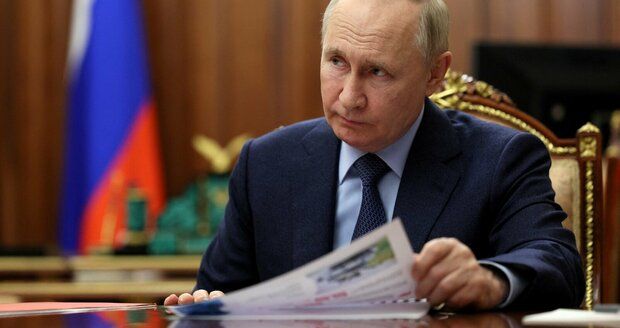Rusko nikdy neustoupí! Putin v novoročním projevu velebil vojáky a „boj za spravedlnost“