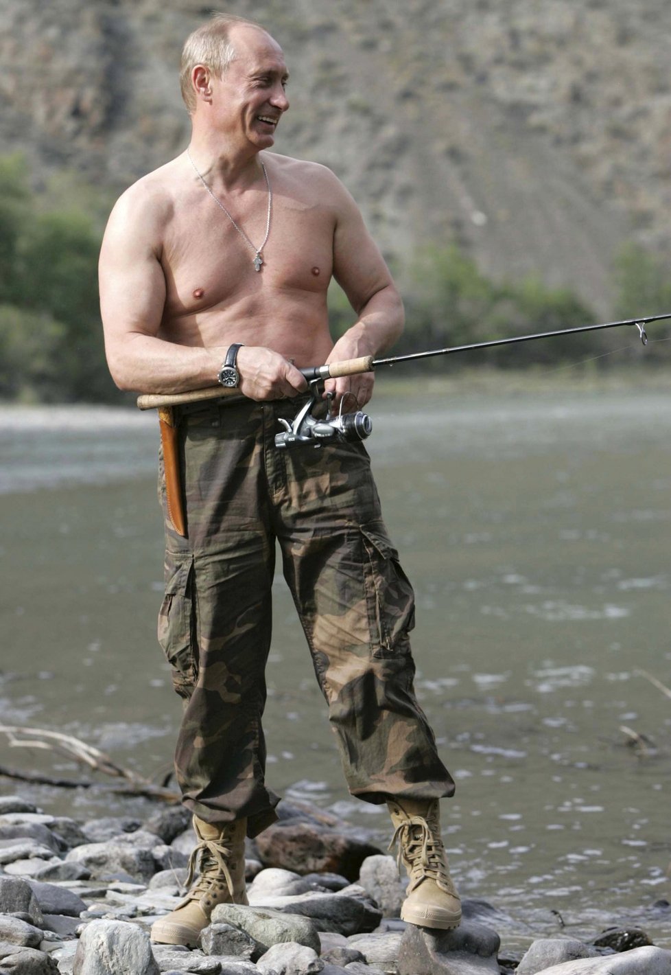 Putin loví ryby na jihu Sibiře