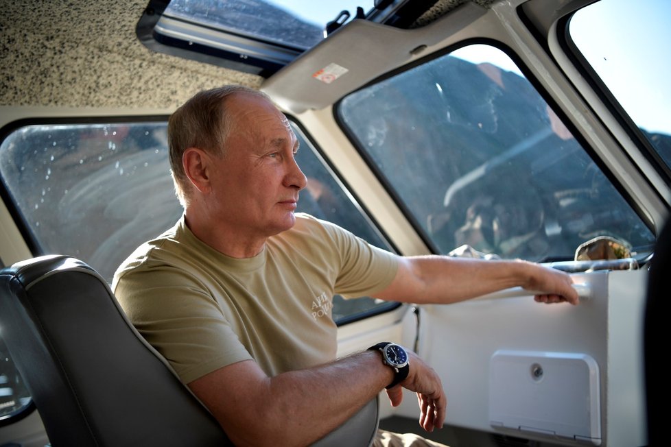 Ruský prezident Vladimir Putin byl na dovolené na Sibiři. Tentokráte bez dobrodružných kousků