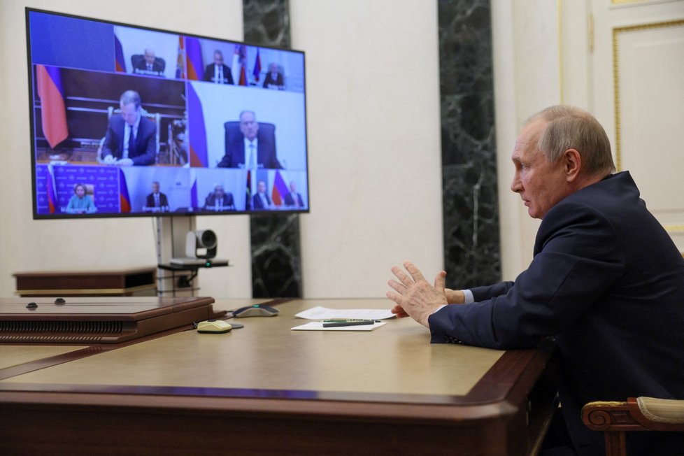 Vladimir Putin na virtuálním zasedání Rady bezpečnosti RF (2. 6. 2023).
