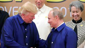 Prezidenti Trump a Vladimir Putin