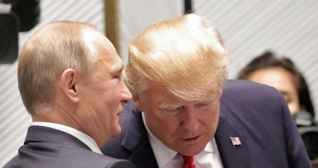 USA obvinily třináct Rusů z vměšování do voleb. Mezi nimi i „Putinova kuchaře“