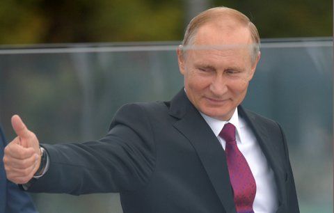 Putin opět prezidentem? Chce ho volit 71 procent lidí, hlavní opozičník kandidovat nesmí