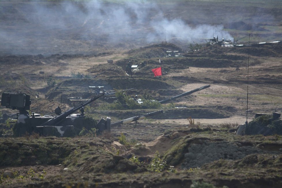 Prezident Putin se přijel podívat na vojenské cvičení Zapad 2017.