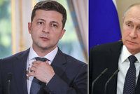 „Je čas si promluvit,“ vzkázal Zelenskyj Putinovi. Rusy viní z blokování humanitární pomoci