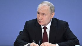 Ruský prezident Vladimir Putin při setkání s vedením ministerstva vnitra (2. 4. 2024)