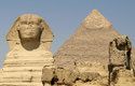 Pyramidy v Gíze jsou poslední ze sedmi starověkých divů světa, který přetrval až do dnešních dní