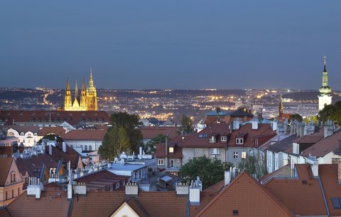 Hotel Pyramida nabízí perfektní služby, luxusní pokoje a křišťálově čistý bazén