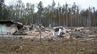 Lidé žijící v okolí vybuchlého skladu se evakuovali