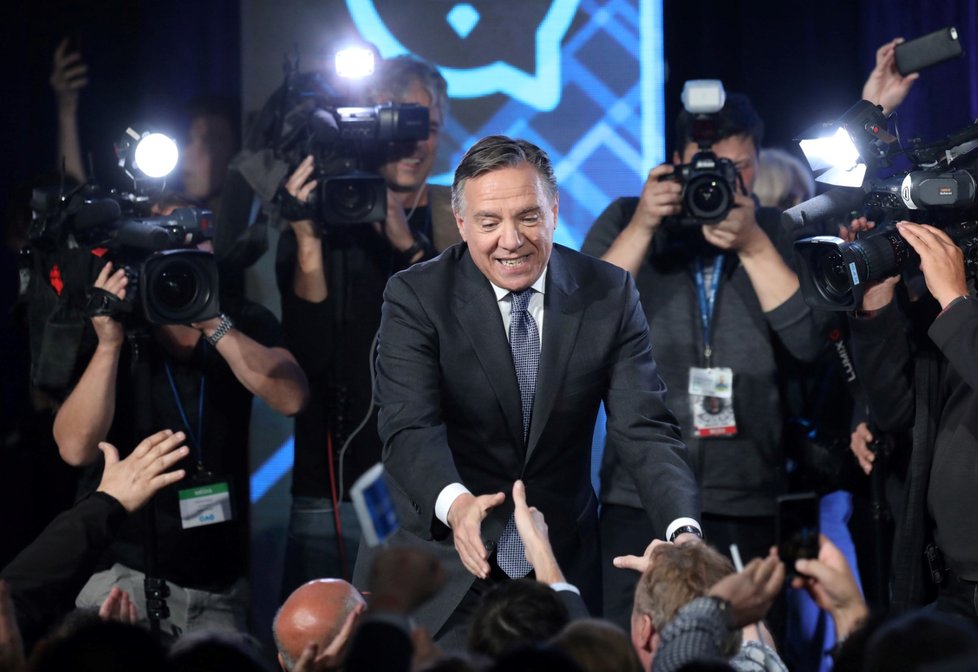 François Legault se stane novým premiérem kanadského státu Quebec. Jeho strana Coalition Avenir Québec (CAQ) získala ve volbách konaných 1.10. většinu poslaneckých křesel.