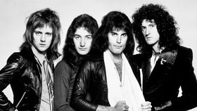 Legendární kapela Queen ještě s frontmanem Freddiem Mercurym