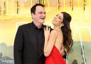 Daniella Pick a Quentin Tarantino čekají miminko