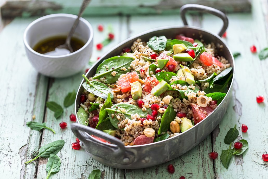 Quinoa je ideální přísadou do různých zdravých salátů