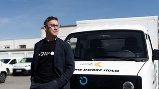 Neztrácí čas nabíjením. Česká automobilka chce s neobvyklou technologií dobýt Polsko Neztrácí čas nabíjením. Česká automobilka chce s neobvyklou technologií dobýt Polsko