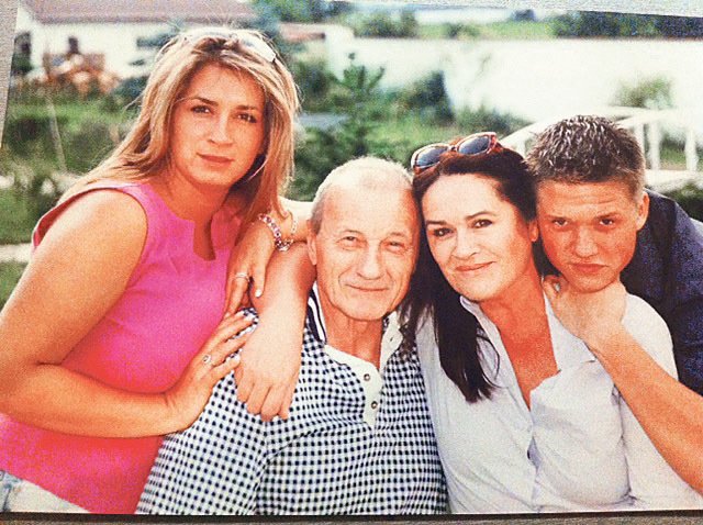 2002 - Spokojená rodina Brzobohatých