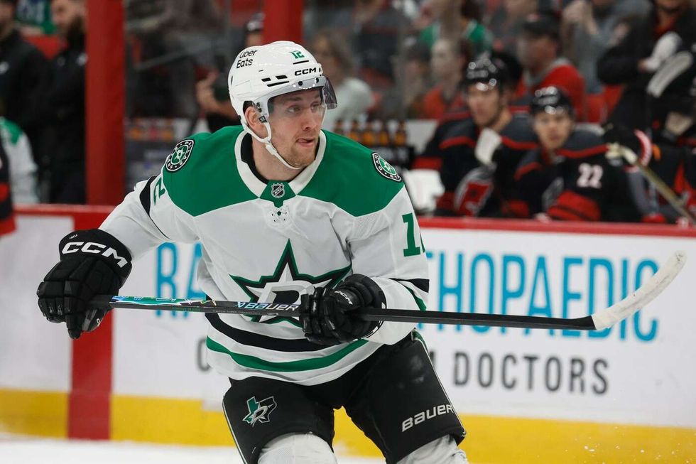 NHL ONLINE: Boston hraje proti Dallasu s Faksou, Palát přivítá Dostálův Anaheim NHL ONLINE: Boston hraje proti Dallasu s Faksou, Palát přivítá Dostálův Anaheim