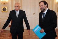 Klaus se divil: John bude novinář, i poslanec? A ani mu to nevadí!