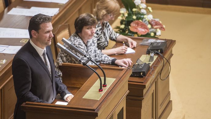 Radek Vondráček (ANO) byl na ustavující schůzi zvolen novým předsedou Poslanecké sněmovny 