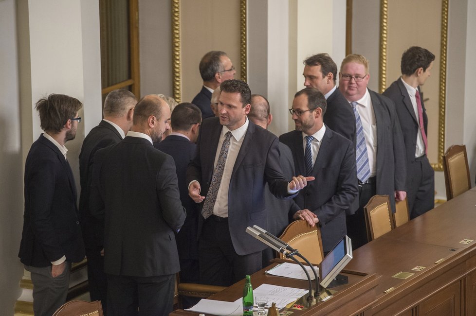 Radek Vondráček (ANO) byl na ustavující schůzi zvolen novým předsedou Poslanecké sněmovny.