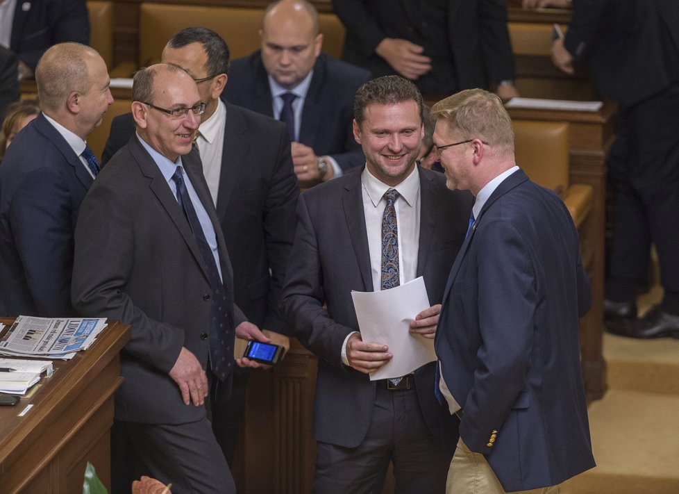 Radek Vondráček (ANO) byl na ustavující schůzi zvolen novým předsedou Poslanecké sněmovny 
