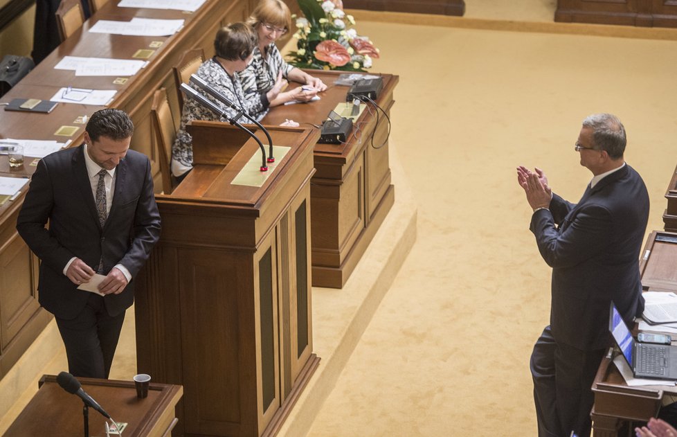 Radek Vondráček (ANO) byl na ustavující schůzi zvolen novým předsedou Poslanecké sněmovny.