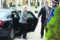 Slovenské premiérce vyhrožují: Chrání ji opancéřovaný vůz!